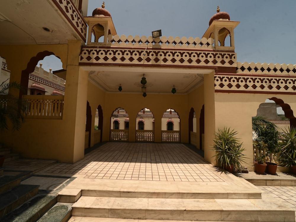 Hotel Fort Chandragupt Jaipur Extérieur photo